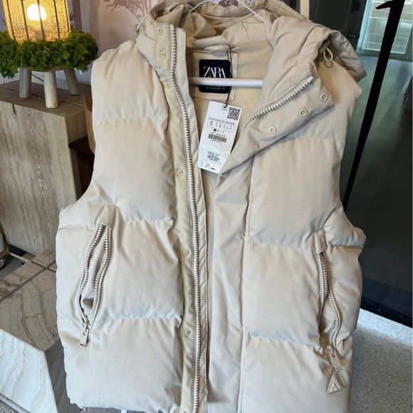 Zara Other - Zara Light Tan Quilted Vest